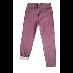 Women’s celebrity pink high rise jeans, size 13/31 gently used,purple.